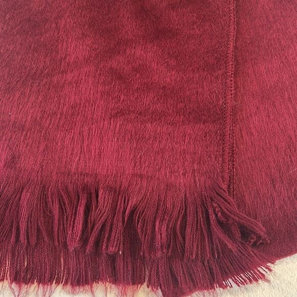 Beautiful alpaca scarf from Ecuador so soft and warm! - Picture 11 of 11